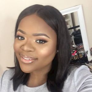 Meet your Posher, Lyne